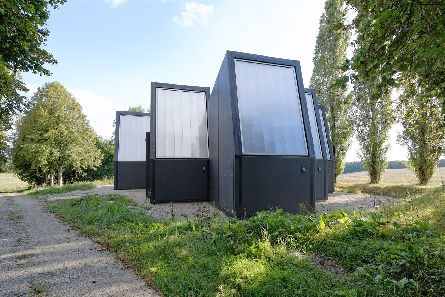 The Good, the Bad and the Ugly by Didier Fiúza Faustino 谷德设计网