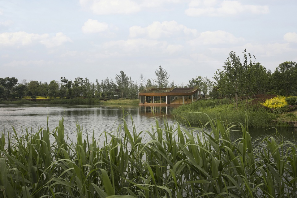 Lakeside Theatre China by Hexia Architects MADAM