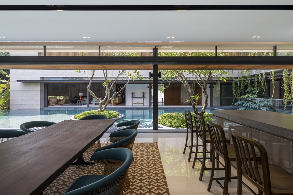 Water Garden House by Wallflower Architecture Design