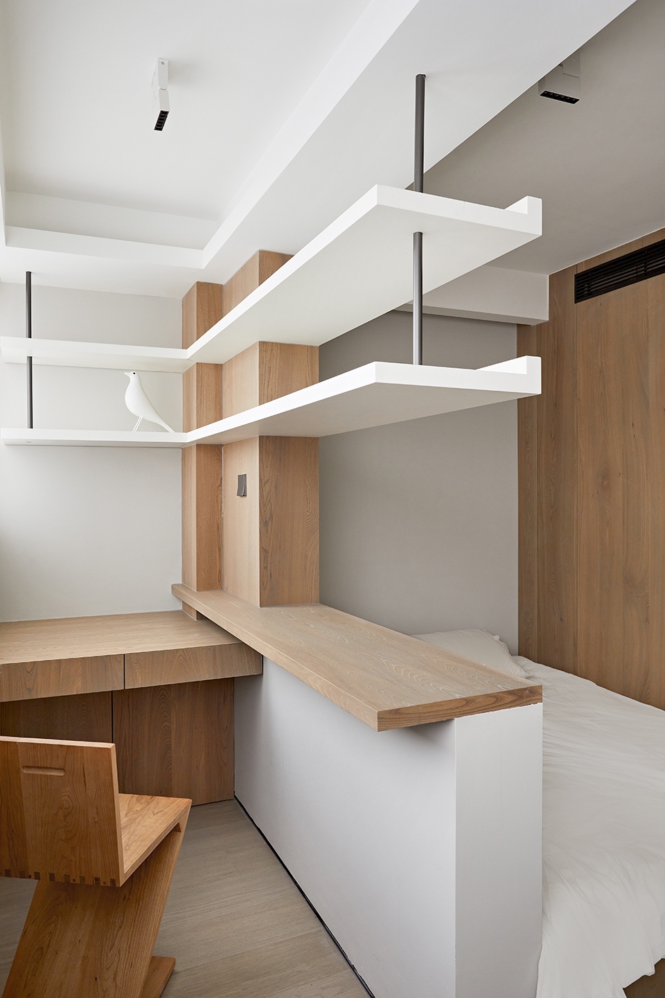 No Snail living China by T E N DESIGN