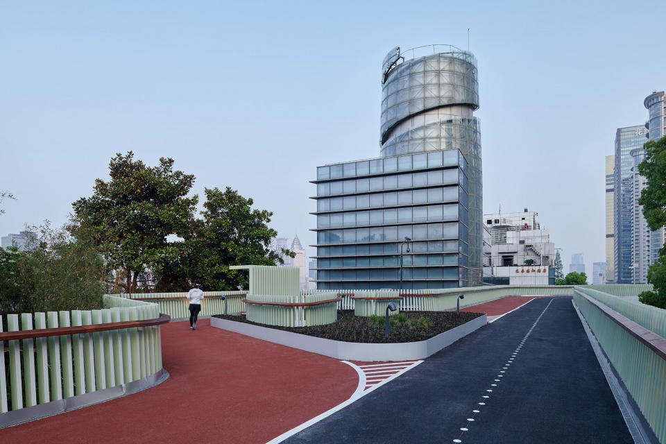 dongchang elevated passage by atelier z
