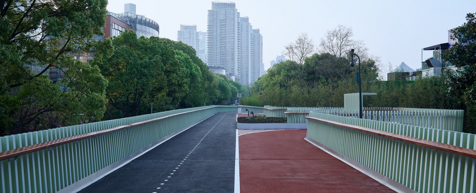 dongchang elevated passage by atelier z
