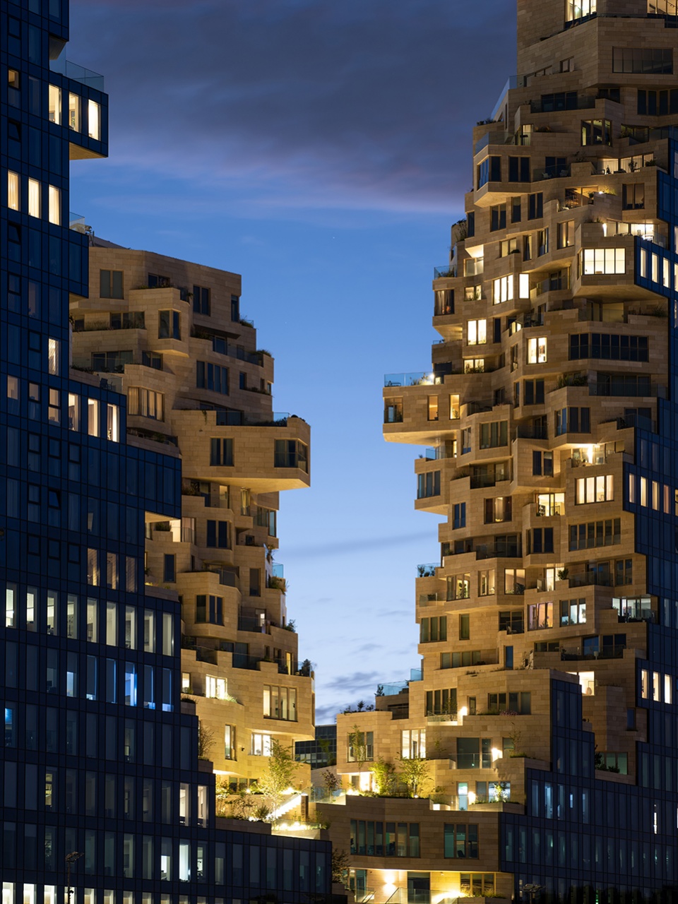 mvrdvs valley in amsterdam is open