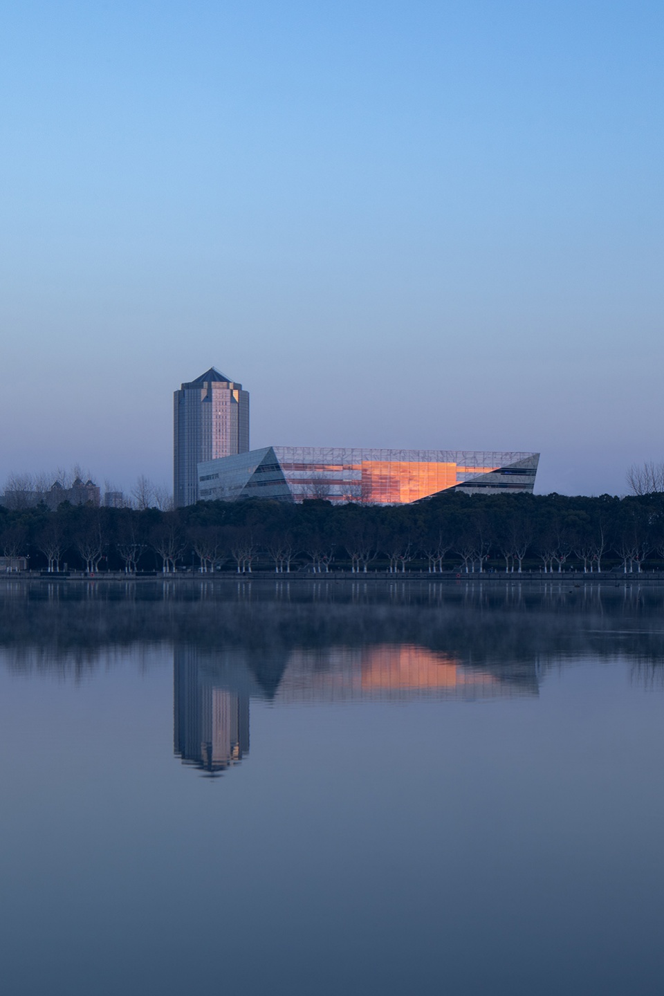 shanghai library east by schmidt hammer lassen architects
