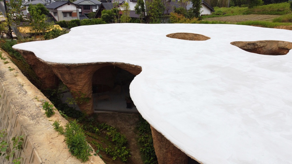 house restaurant by junya ishigamiassociates