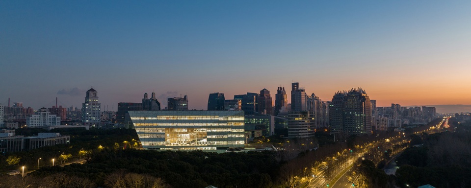 shanghai library east by schmidt hammer lassen architects