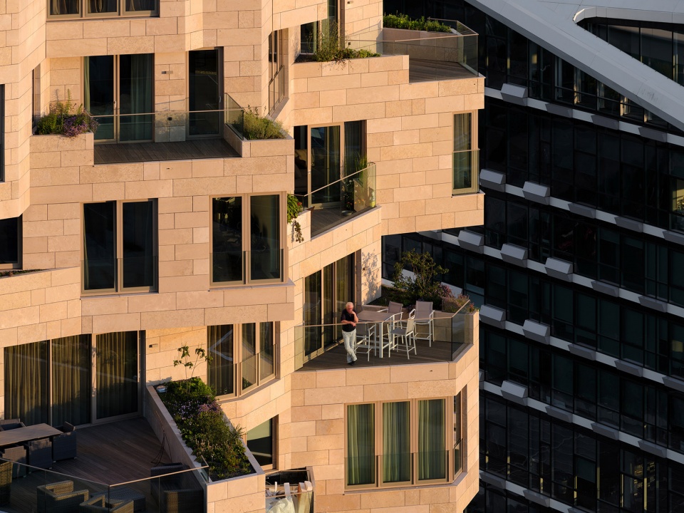 mvrdvs valley in amsterdam is open