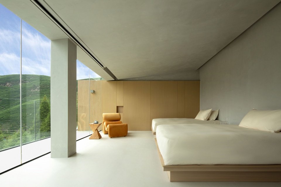 laiye hotel zodiac by atdesign