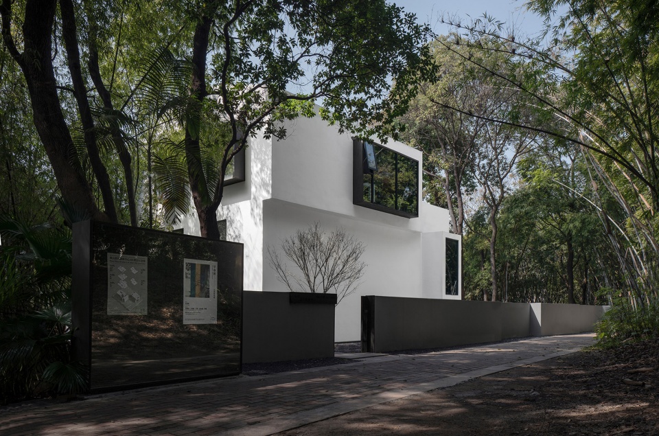 Houshan Contemporary Art Center VERGE Creative Design