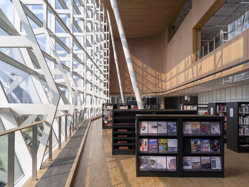 shanghai library east by schmidt hammer lassen architects
