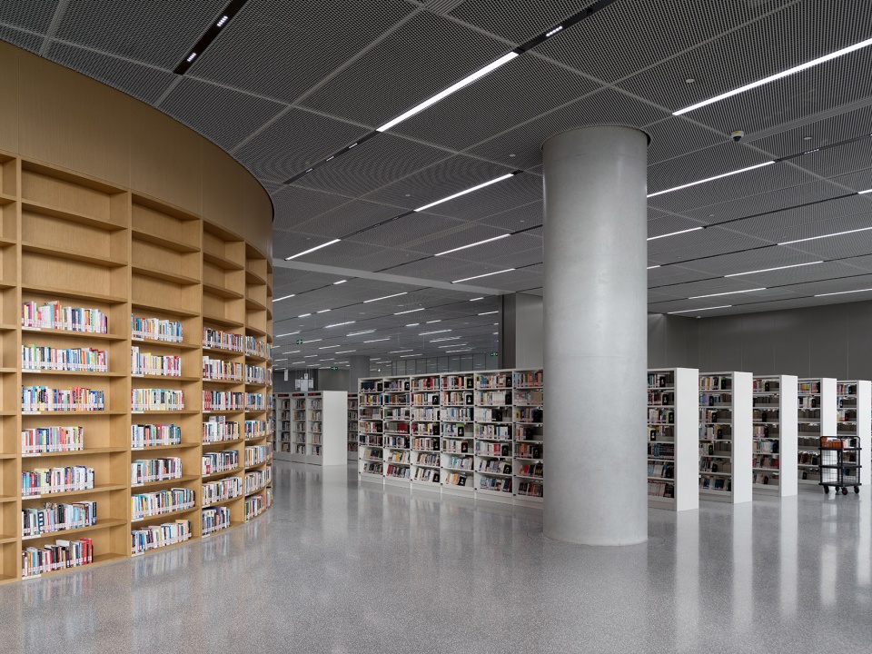 shanghai library east by schmidt hammer lassen architects