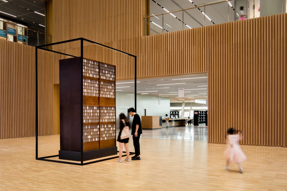 shanghai library east by schmidt hammer lassen architects