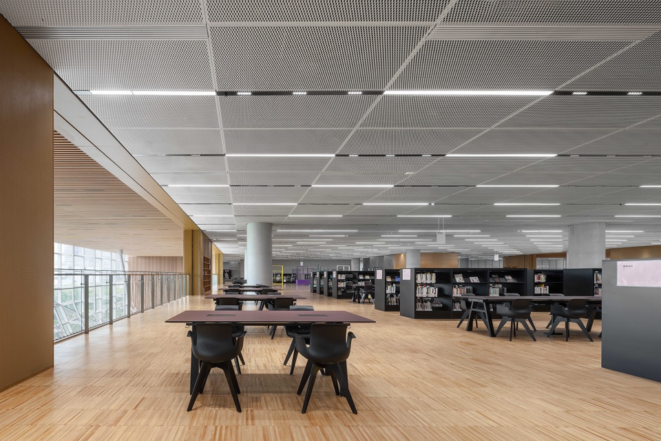 shanghai library east by schmidt hammer lassen architects