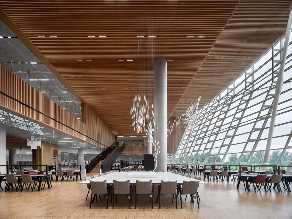shanghai library east by schmidt hammer lassen architects
