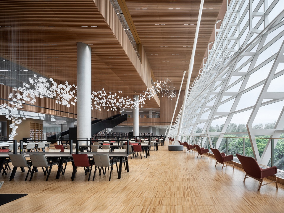 shanghai library east by schmidt hammer lassen architects