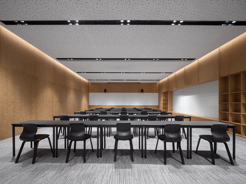 shanghai library east by schmidt hammer lassen architects