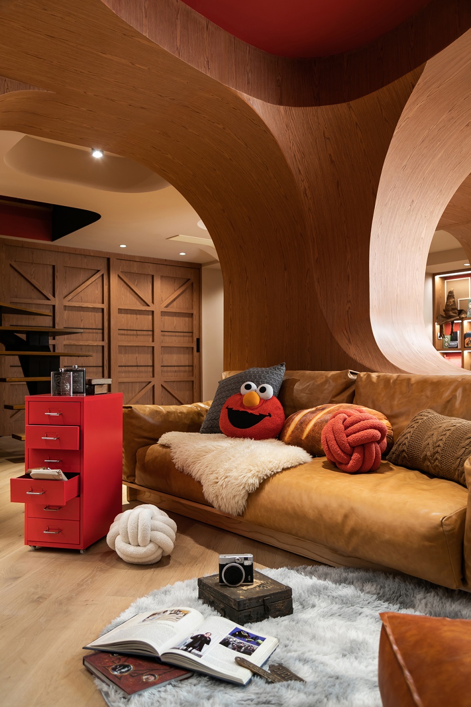 hand account blogger aguais home by lzarchitects