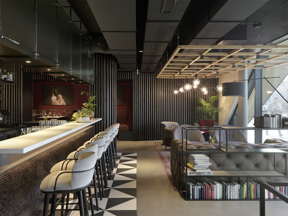 The Rock Radisson Red Vienna INNOCAD