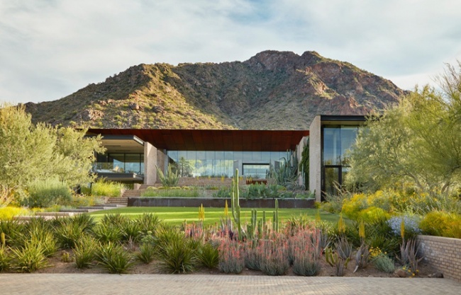 2021 ASLA RESIDENTIAL DESIGN AWARD OF HONOR: Ghost Wash / COLWELL SHELOR LANDSCAPE ARCHITECTURE