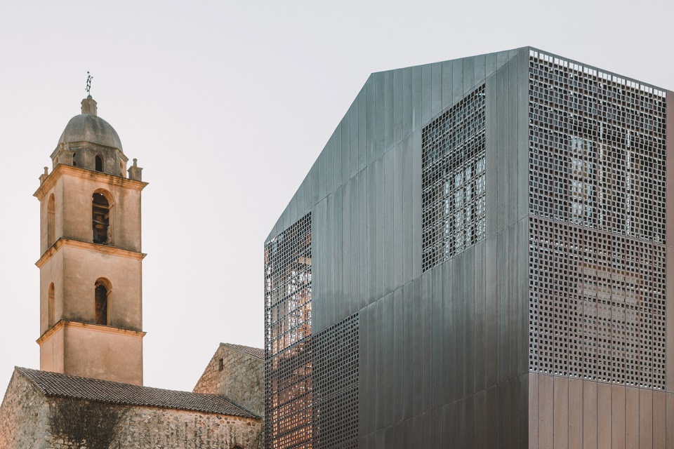 Convent Saint Francois AMELIA TAVELLA ARCHITECTS