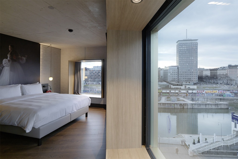 The Rock Radisson Red Vienna INNOCAD
