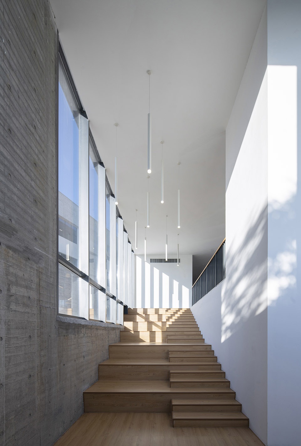 Tuyi Building of Youlan Middle School WAU Design
