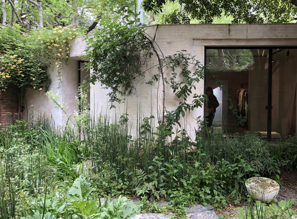 silhouette garden china by yiyu design