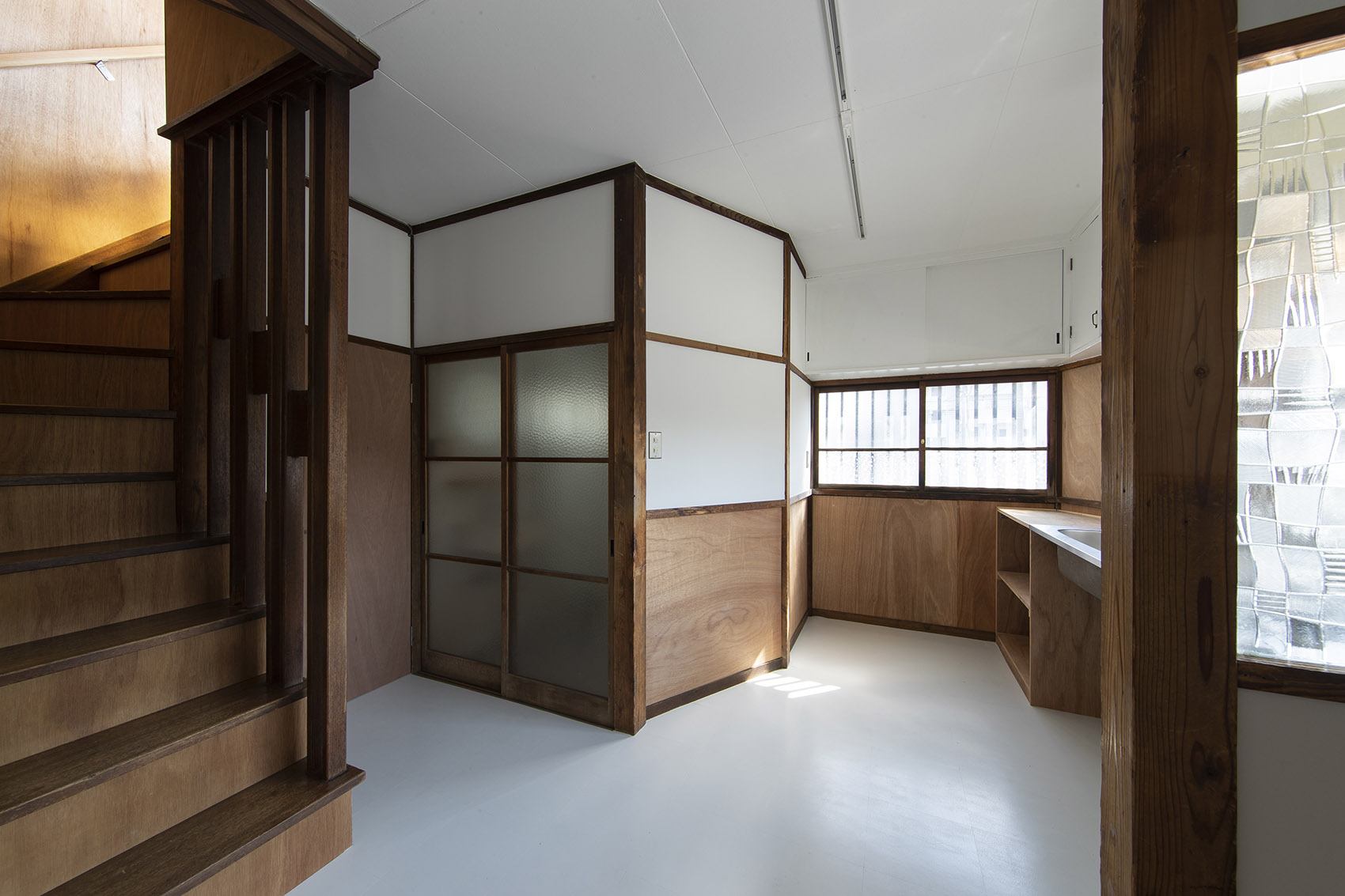 Rokukakubashi House, Japan by ROOVICE 谷德设计网