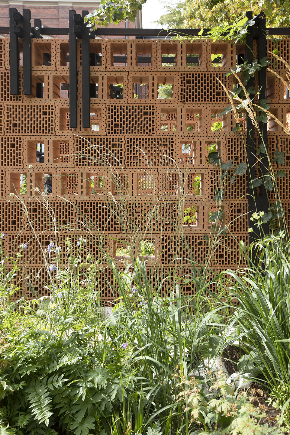 Alusta Pavilion, Helsinki by Suomi/Koivisto Architects - 谷德设计网