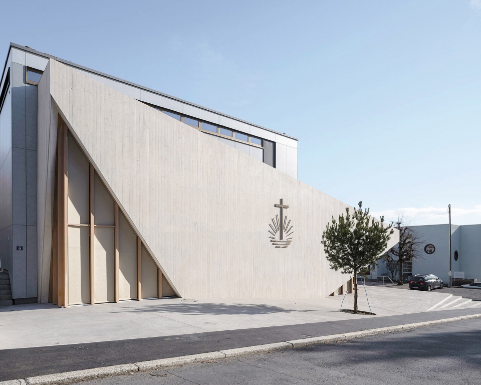 new apostolic church lausanne by local architecture