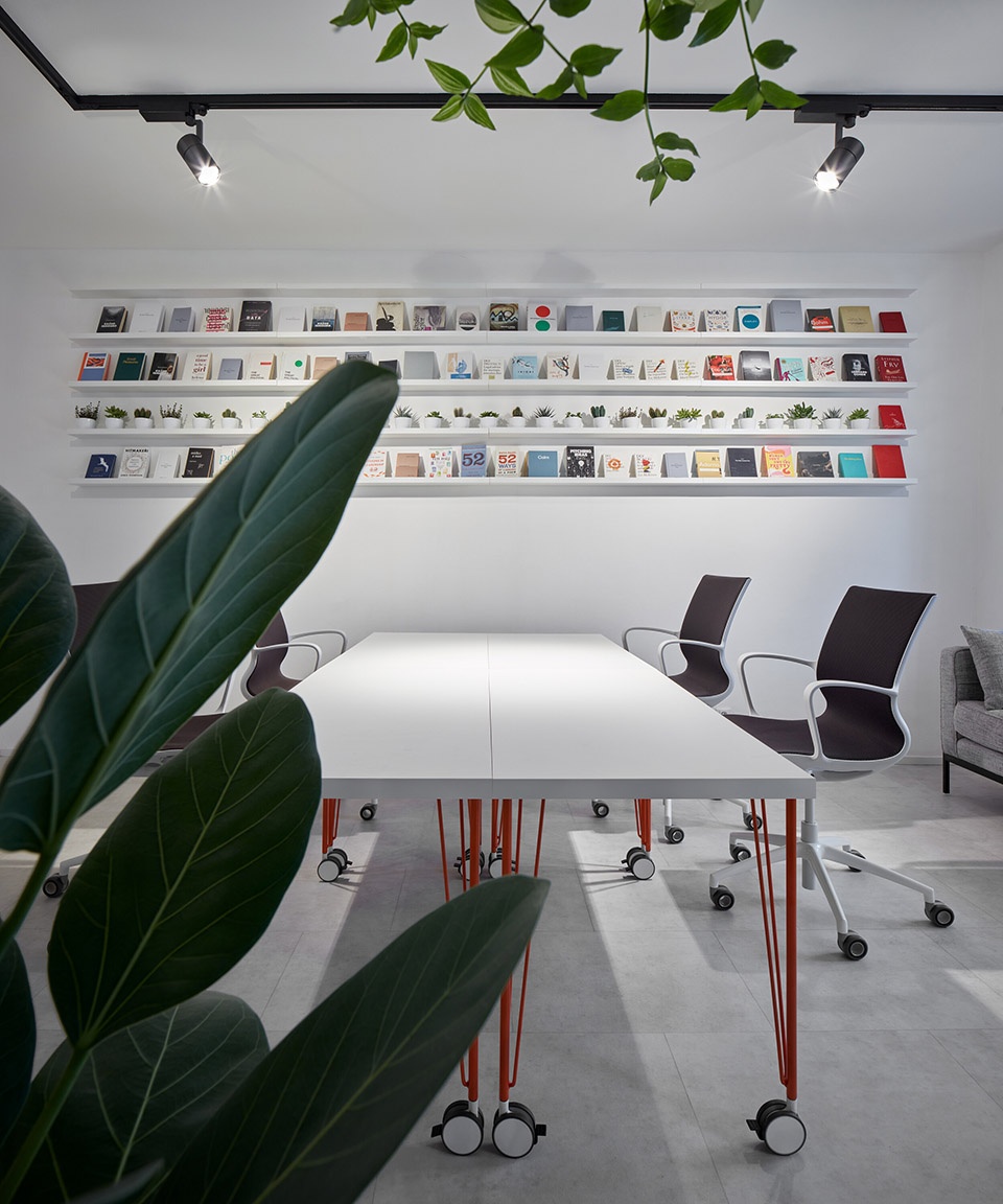 poetizer offices by tomas cisar johana sedlackova vamberska