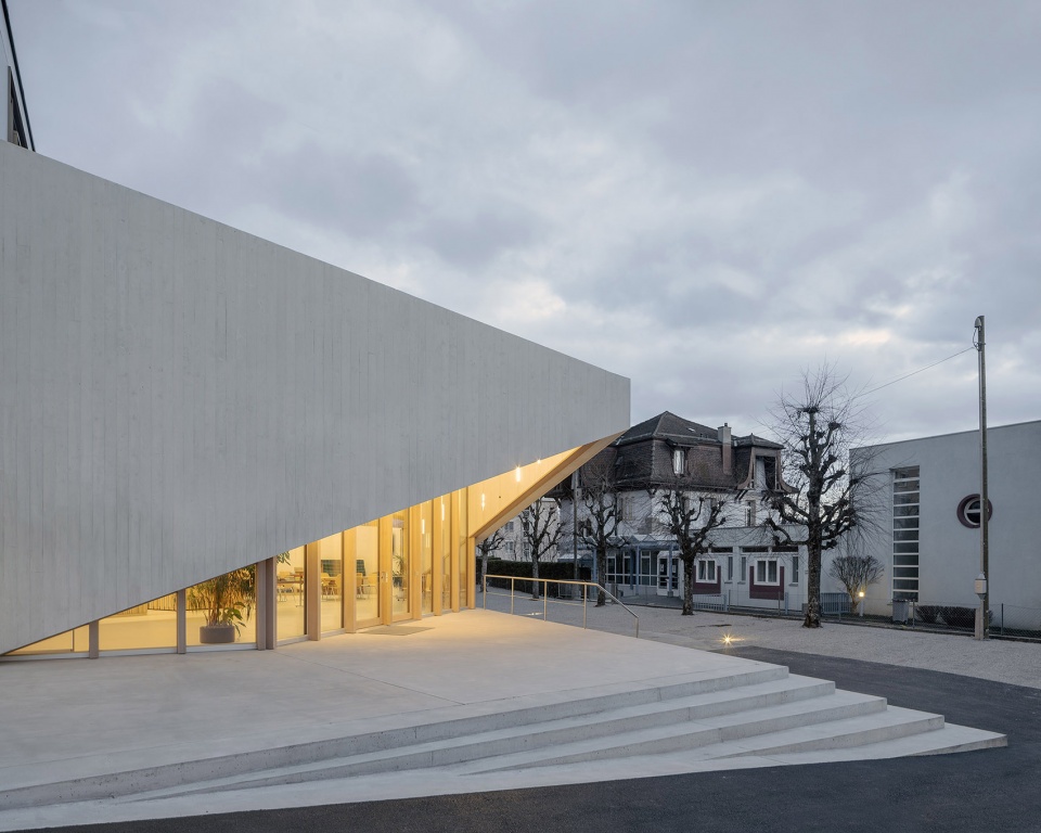 new apostolic church lausanne by local architecture