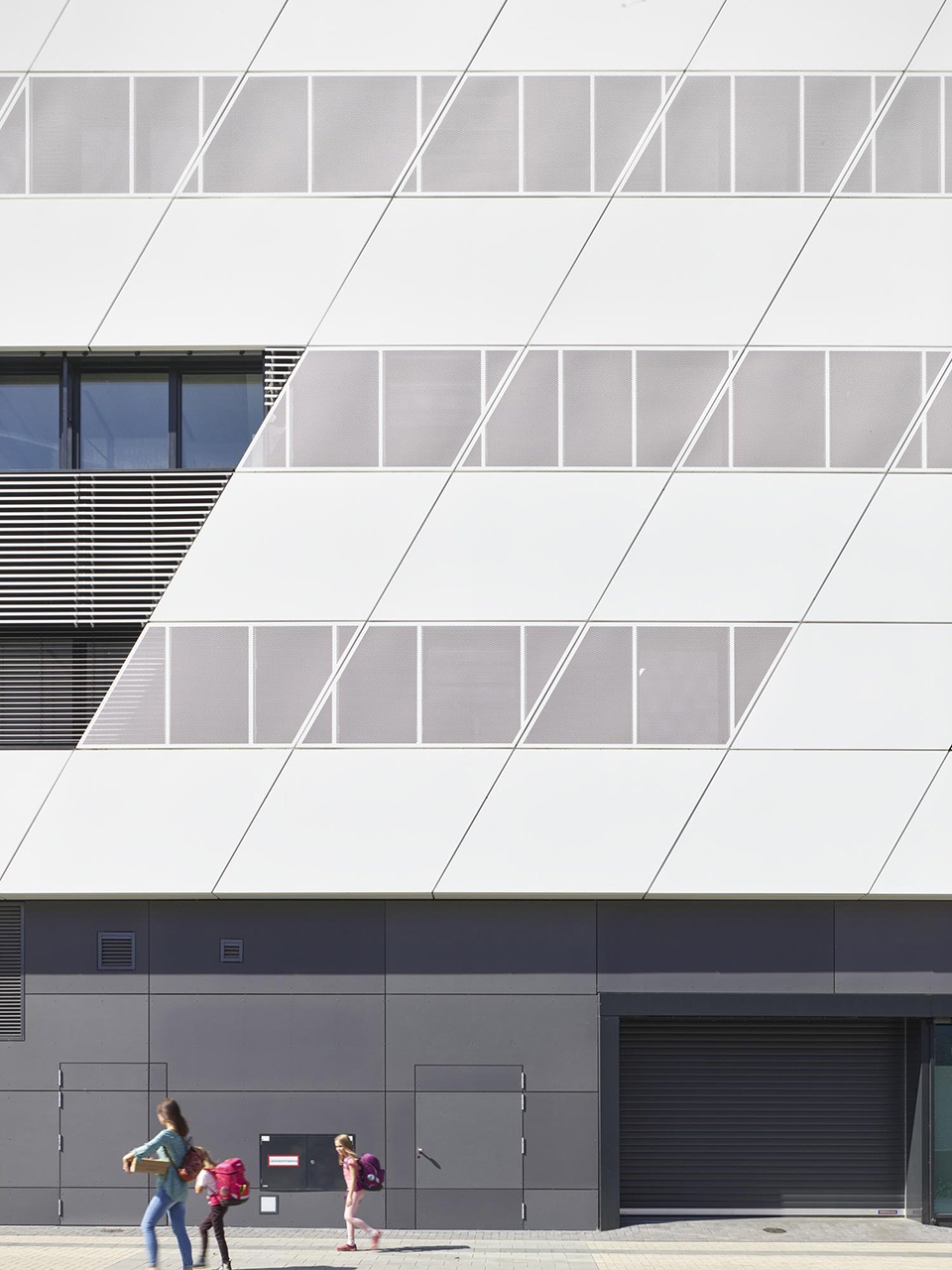 The Center for Advanced Mobility KMAC by studioMDA