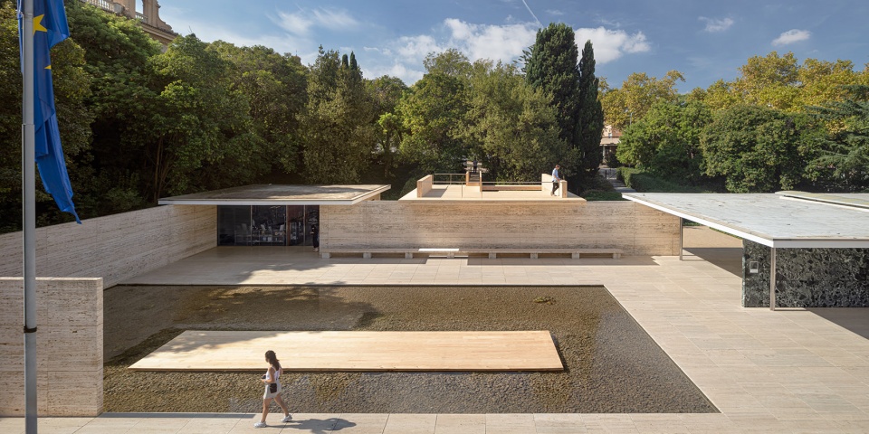 Mass is more IAAC Bauhaus Earth ©Adria Goula 11