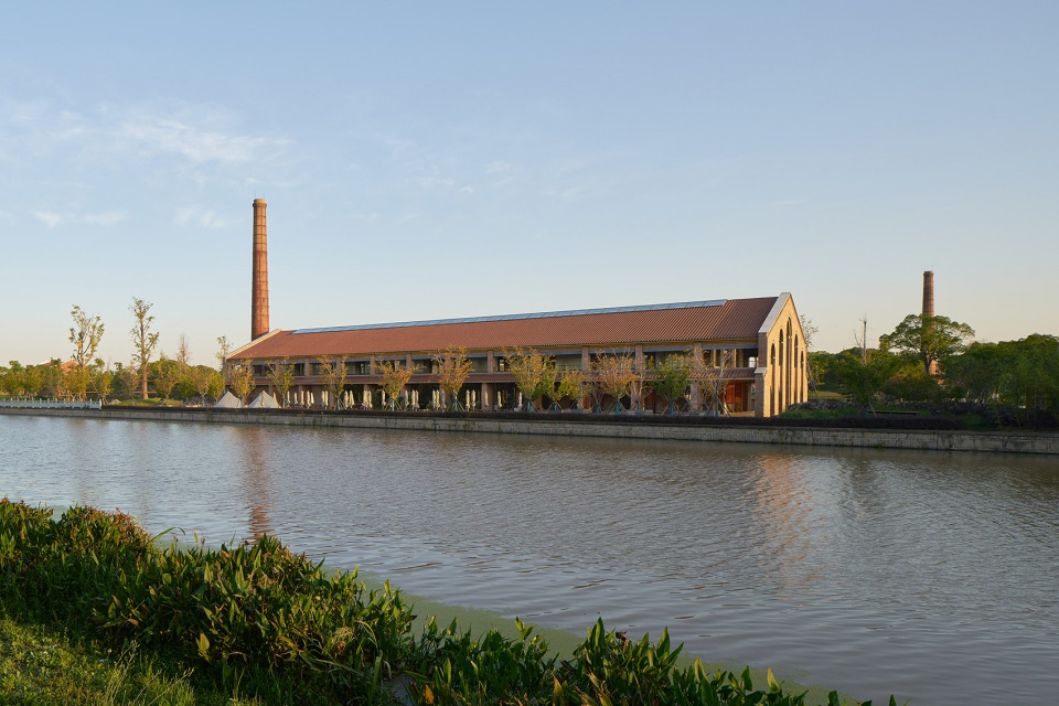 Renovation of a Hoffmann kiln in Pudong China by HCCH Studio