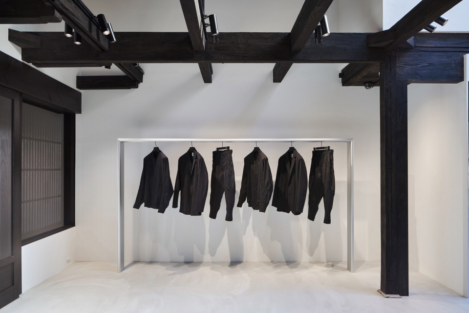 A-POC ABLE ISSEY MIYAKE,Kyoto by Tokujin Yoshioka - 谷德设计网