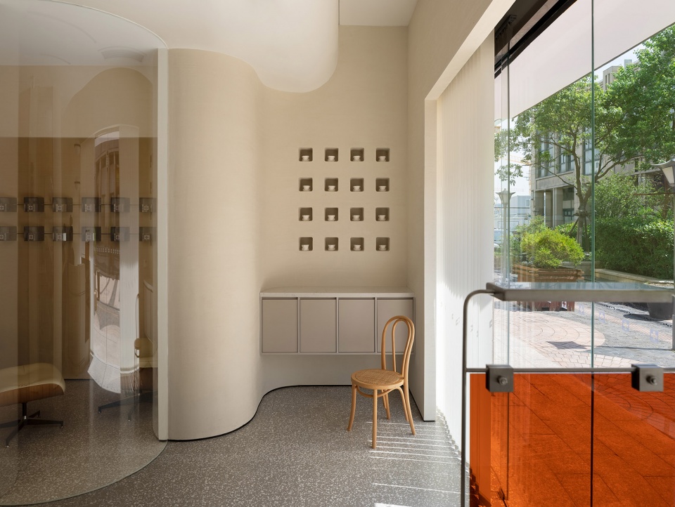 Lu Jingting Dental Clinic qisi deisgn