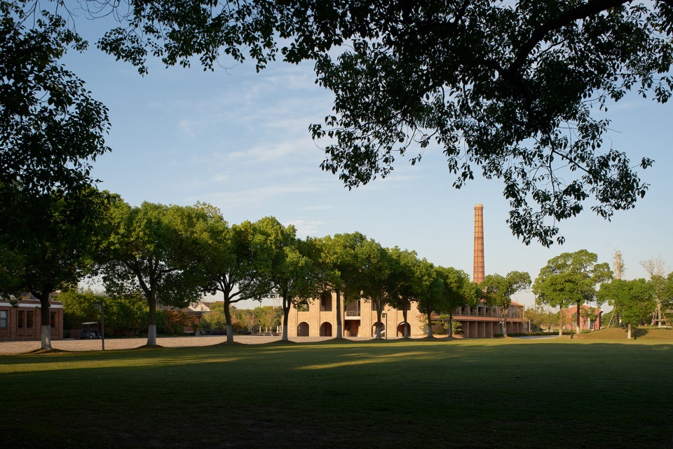 Renovation of a Hoffmann kiln in Pudong China by HCCH Studio