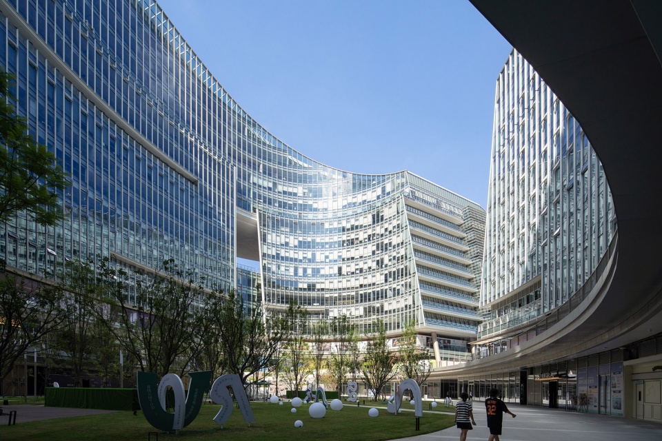 chengdu co innovation and cooperation center by lla