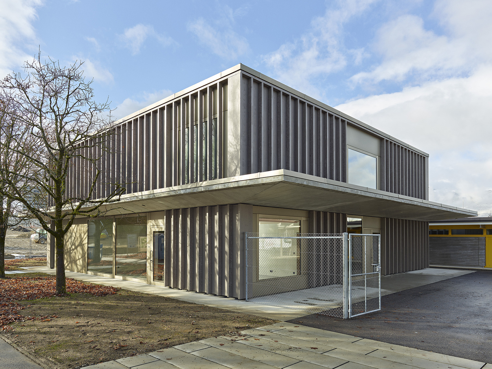 Les Vergers Sports Center, Meyrin, Geneva by AM Architectes 谷德设计网