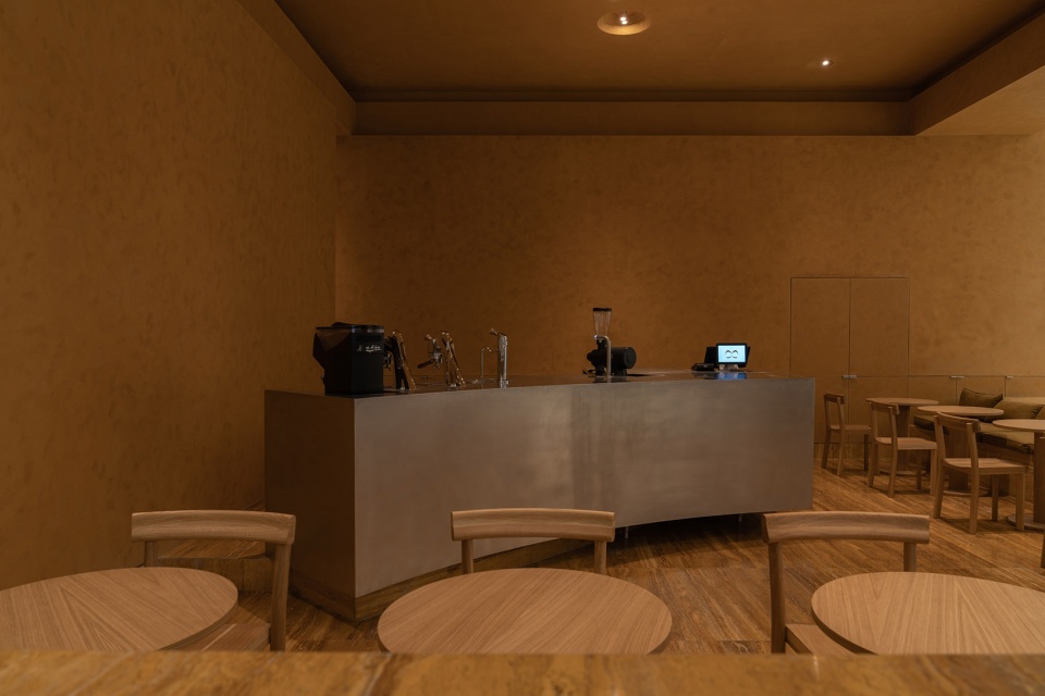 Momaz Bone Studio