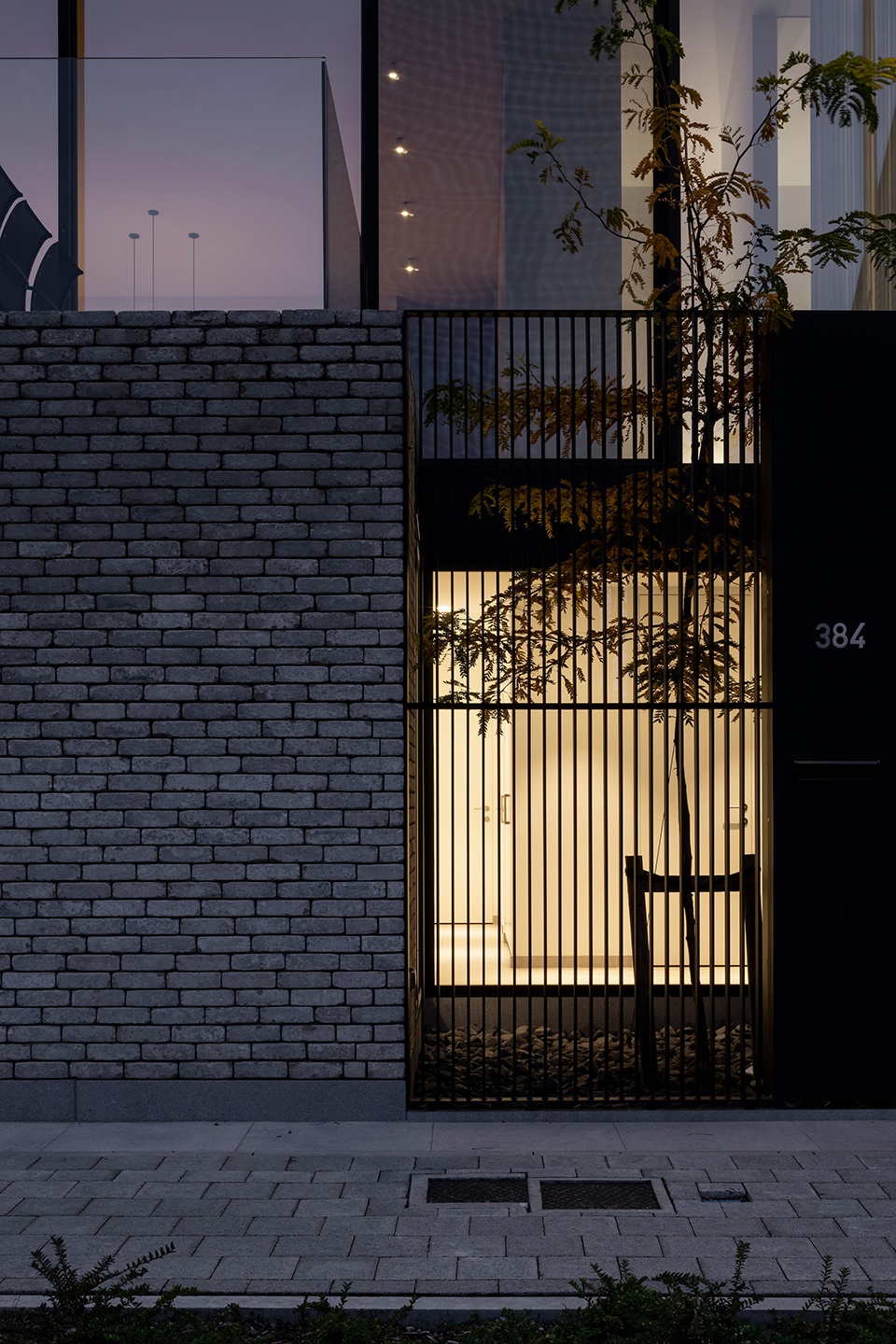 Canal House by Studio Farris Architects