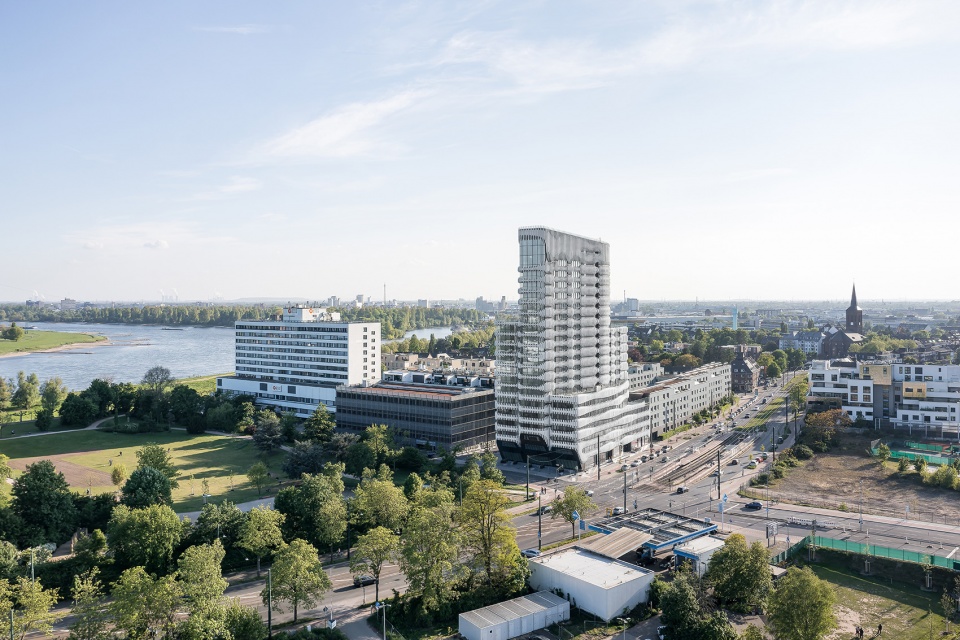 ZIPPER RKM 740 Tower by J MAYER H und Partner Architekten