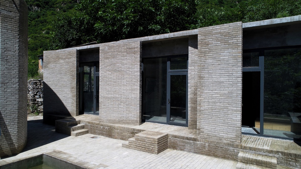 half hill hidden accommodation by robot 3 studio