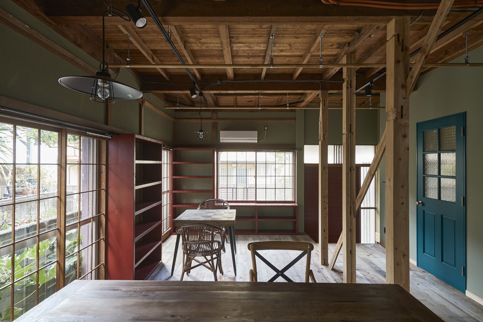 Koshigoe House by ROOVICE