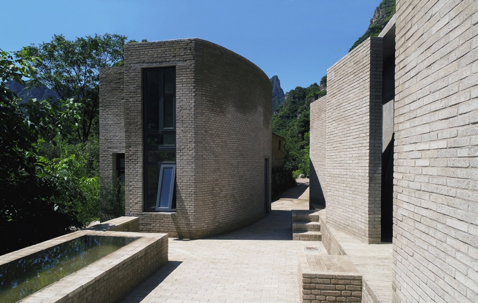 half hill hidden accommodation by robot 3 studio