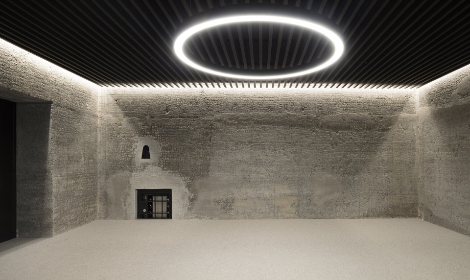 integral reform of the bizkaia tower by idom