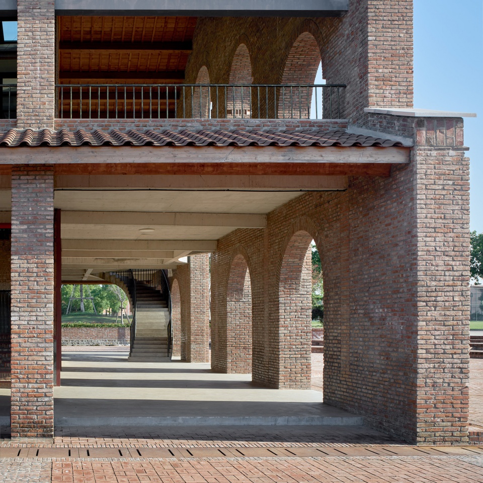 Renovation of a Hoffmann kiln in Pudong China by HCCH Studio