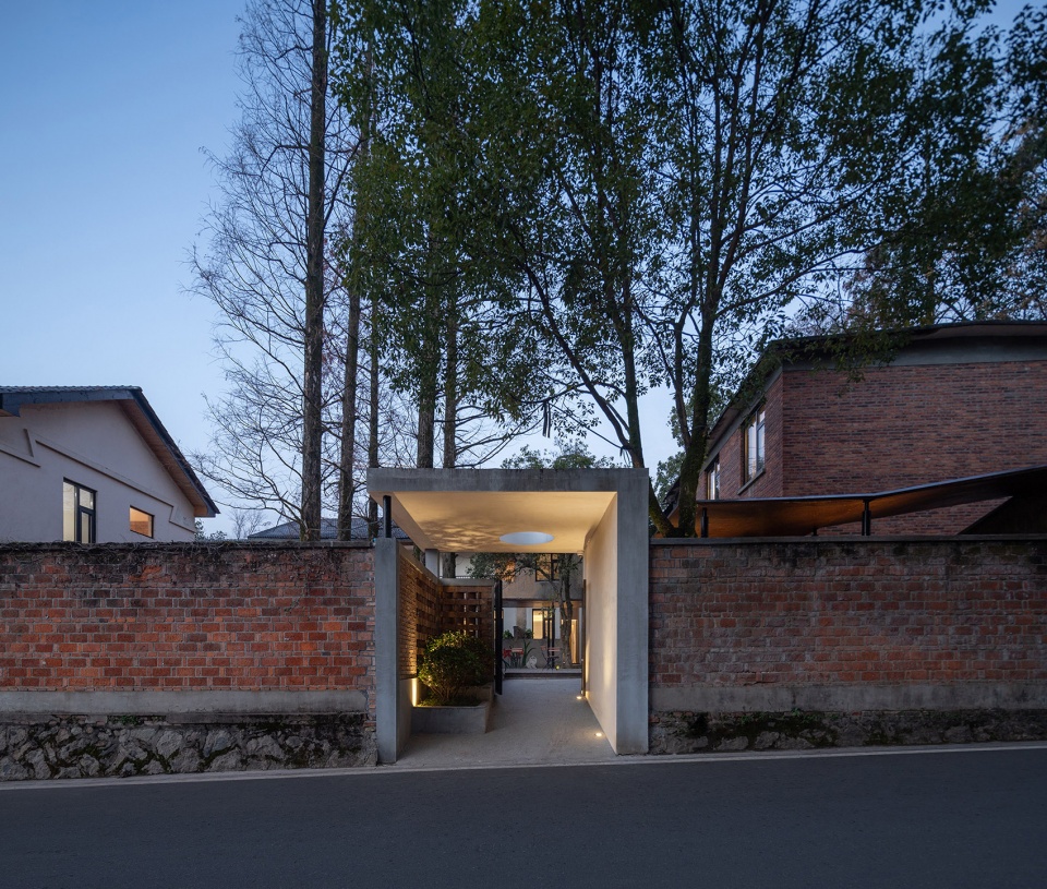 Pushe Xikou Homesta China by y ad studio