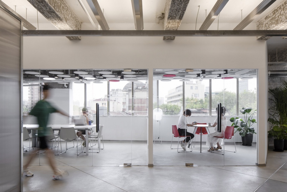 adiacent china hq shanghai china by quarta armando